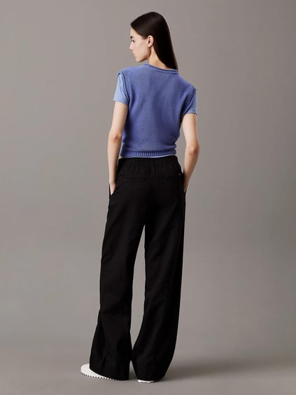 Calvin Klein Calvin Klein Kadın Yüksek Bel Geniş Paça Cep Detay Düz Regular Fit Siyah Pantolon J20J225340-BEH