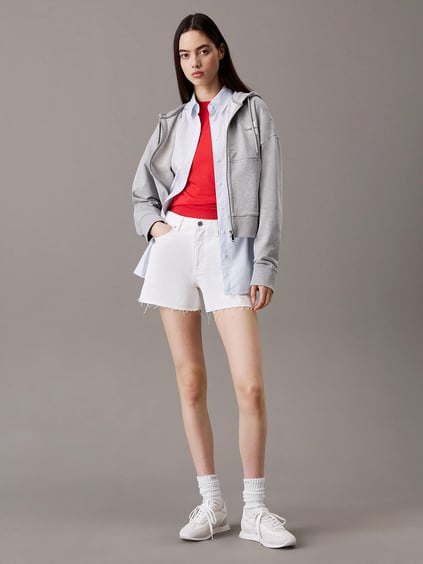 Calvin Klein Calvin Klein Kadın Yüksek Bel Diz Üstü Düğme Kapama Cep Detay Beyaz Şort J20J225153-1AA