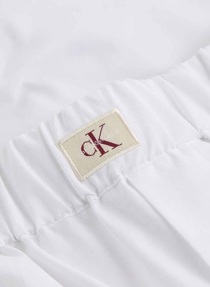 Calvin Klein Calvin Klein Kadın Yüksek Lastikli Bel Kısa Boy Cep Detay Beyaz Şort J20J225218-YAA