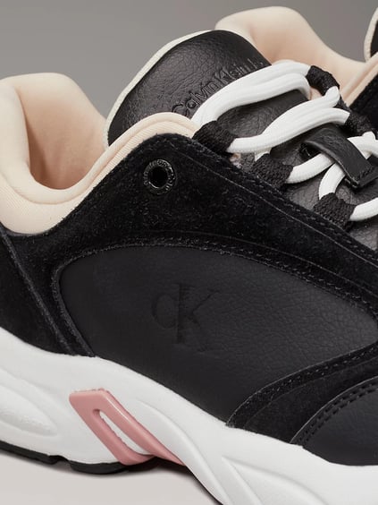 Calvin Klein Calvin Kleın Kadın Yüksek Dolgu Topuklu Rahat Taban Süet Detaylı Deri Siyah Sneaker YW0YW01646-0GU