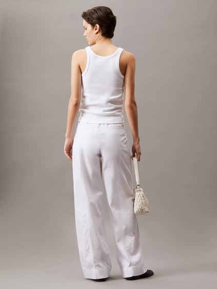 Calvin Klein Calvin Klein Kadın Yüksek Bel Geniş Paça Cep Detay Düz Regular Fit Beyaz Pantolon J20J225340-YAA
