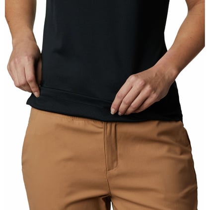 Columbia Columbia Kadın Slim Fit V Yaka Marka Logolu Günlük Siyah T-Shirt 1533571-010