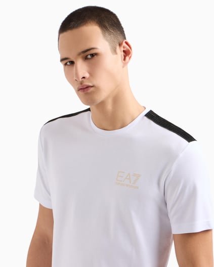 Ea7 Ea7 Erkek Kısa Kollu Dar Kesim Kısa Kollu Gold Logo Detaylı Beyaz T-Shirt 7M000299 AF13739-U0002