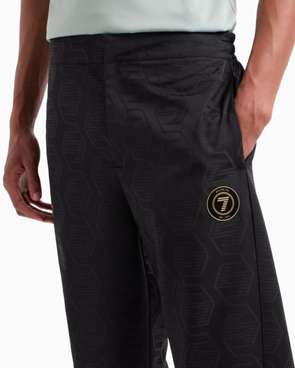 Ea7 Ea7 Erkek Regular Fit Paçası Lastikli Motifli Jakarlı Kumaş Siyah Eşofman Altı 7M000264 AF13722-UC001