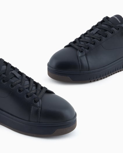 EMPORIO ARMANI Emporıo Armani Erkek Bağlamalı Orta Kalın Taban Deri Siyah Sneaker EM003663 AF18212-MC069