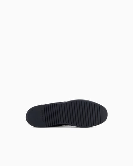 EMPORIO ARMANI Emporıo Armani Erkek Bağcıklı Bağlama Yuvarlak Burun Deri Rahat Taban Siyah Sneaker EM003062 AF18210-UC001