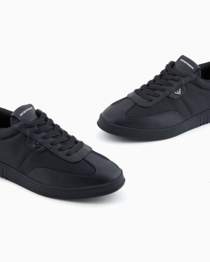 EMPORIO ARMANI Emporıo Armani Erkek Bağcıklı Bağlama Yuvarlak Burun Deri Rahat Taban Siyah Sneaker EM003062 AF18210-UC001