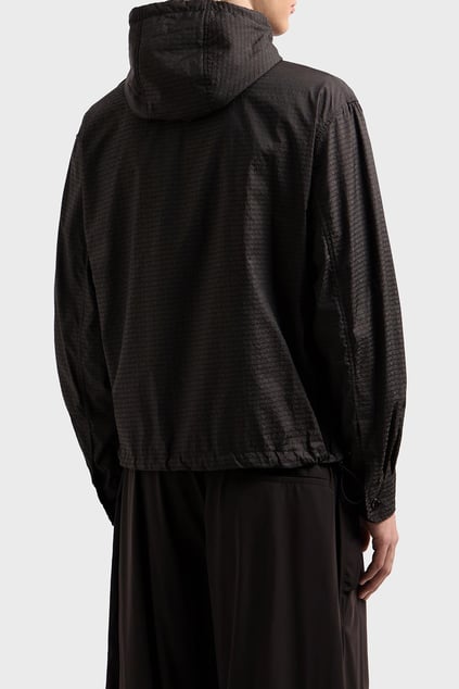 EMPORIO ARMANI Emporıo Armani Erkek Harf Motifli Kapüşonlu Yaka Uzun Kollu Çıtçıt Kapamalı Siyah Mont EM001003 AF15384-U8168