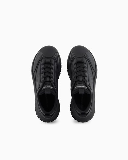 EMPORIO ARMANI Emporıo Armani Erkek Kalın Taban Bağcıklı Taban Arkası Marka Yazı Desenli Siyah Sneaker EM003035 AF18226-MC105