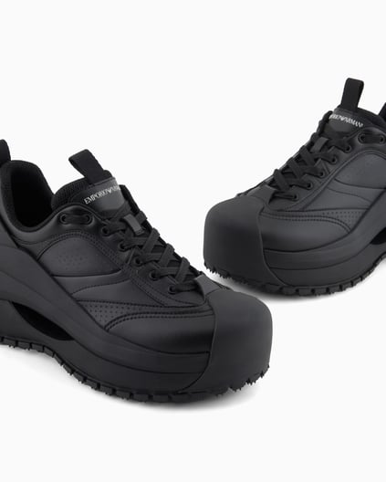 EMPORIO ARMANI Emporıo Armani Erkek Kalın Taban Bağcıklı Taban Arkası Marka Yazı Desenli Siyah Sneaker EM003035 AF18226-MC105