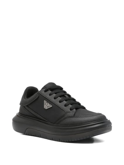 EMPORIO ARMANI Emporıo Armani Erkek Rahat Taban Armani Kartal Logolu Siyah Sneaker EM003666 AF19532-MC105