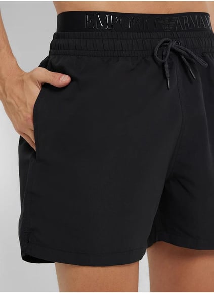 EMPORIO ARMANI Emporıo Armani Erkek Şerit Detaylı Bağcıklı ve Lastikli Siyah Şort EM000686 AF12329-UC001