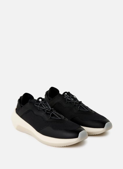 EMPORIO ARMANI Emporıo Armani Erkek Yüksek Rahat Taban Nefes Alabilen Fileli Siyah-Mavi Sneaker EM001675 AF14764-ZB002