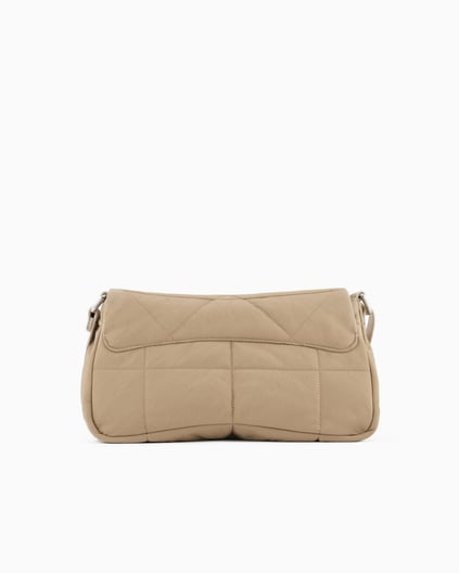 EMPORIO ARMANI Emporıo Armani Kadın Çıkarılabilir Omuz Askılı Çıtçıtlı Metalik Logo Kapatmalı Kapitoneli Bej Omuz Çantası EW001775 AF15446-U6208