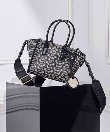 Emporio Armani Emporıo Armani Kadın FC033 Omuz Çantası EW000371 AF11951-FC033
