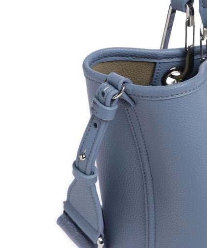 EMPORIO ARMANI Emporıo Armani Kadın Geniş Deri Kısa El Tutma Uzun Logo Detaylı Askı Mavi Omuz Çantası EW000362 AF12036-M8128