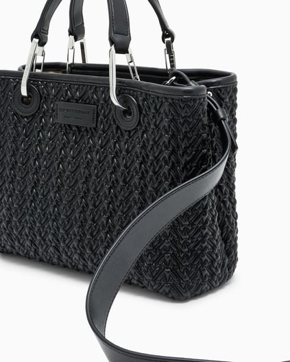 Emporio Armani Emporıo Armani Kadın Kabartma Desenli Manyetik Kapamalı Çıkarılabilir Omuz Askılı Siyah Omuz Çantası EW000361 AF18941-UC001