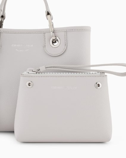 EMPORIO ARMANI Emporıo Armani Kadın Manyetik Tokalı İpek Baskı Logolu Çıkarılabilir Omuz Askılı Harici Fermuarlı İç Bölümlü Gri Omuz Çantası EW000361 AF12036-M8118