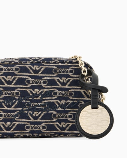 EMPORIO ARMANI Emporıo Armani Kadın Tüm Yüzeyi Monogram Logo Kaplı Jakarlı Ayarlanabilir Zincir Omuz Askılı Kanvas Lacivert Omuz Çantası EW001891 AF16095-FB237