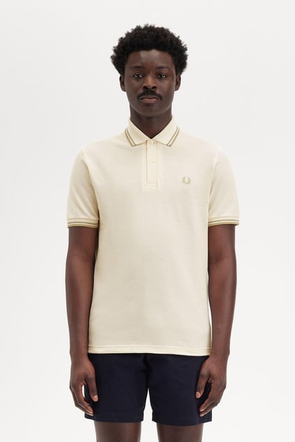 Fred Perry Fred Perry Erkek Çift Manşet ve Yaka Detaylı Kısa Kollu Geleneksel Üretim Ekru T-Shirt M12-Y82