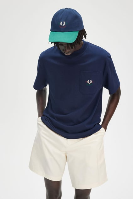 Fred Perry Fred Perry Erkek Rahat Kesim Yuvarlak Yaka %100 Pamuklu Cep Detaylı Kısa Kollu Lacivert T-Shirt M9827-X86