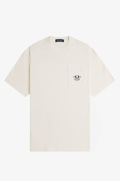 Fred Perry Fred Perry Erkek Rahat Kesim Yuvarlak Yaka %100 Pamuklu Cep Detaylı Kısa Kollu Bej T-Shirt M9827-560