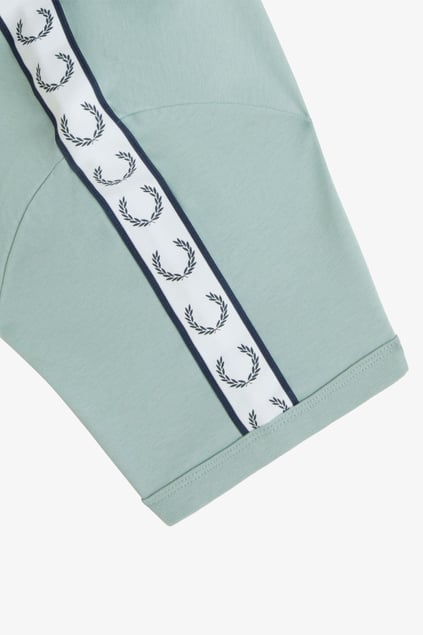 Fred Perry Fred Perry Erkek Regular Fit %100 Pamuklu Omuzdan Uzanan Logo Şeritli Yuvarlak Yaka Kısa Kollu Mavi T-Shirt M4620-959