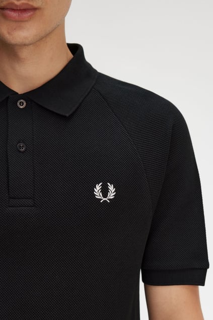 Fred Perry Fred Perry Erkek Regular Fit %100 Pamuklu Pike Kumaş Sol Göğsü Logolu Kısa Kollu Siyah Polo Yaka T-Shirt M9885-102