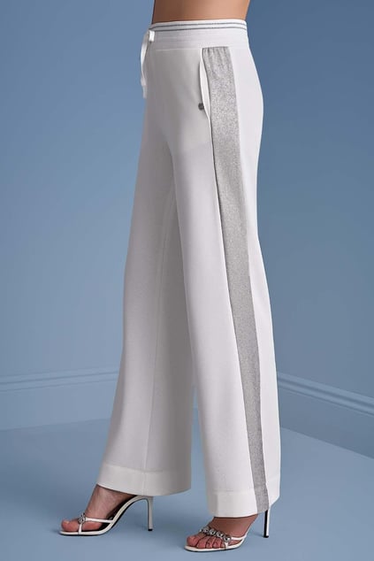 Guitar Guıtar Kadın İspanyol Paça Şerit Detaylı Beyaz Pantolon 25031-JOGGING PANT-11