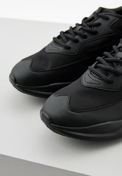 HUGO HUGO Erkek Yüksek Rahat Taban Deri Siyah Sneaker 50536960-006