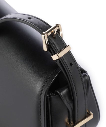 Michael Kors Michael Kors Kadın Ayarlanabilir Omuz Askılı %100 Deri Metalik Logo Kabartmalı Manyetik Kapamalı Siyah Omuz Çantası 32S5GL0C1L-BLACK