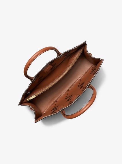 Michael Kors Michael Kors Kadın Baklava Dilim Geniş Deri Kemerli Ayarlanabilir Kayış Kahverengi Omuz Çantası 30S5GETS2L-LUGGAGE