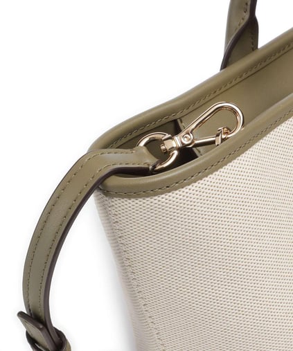Michael Kors Michael Kors Kadın Çıkarılabilir ve Ayarlanabilir Omuz Askılı Ekstra İç Bölmeli Metalik Logo Kabartmalı Bej-Yeşil Omuz Çantası 30S5G9OS1C-SFRIGREEN