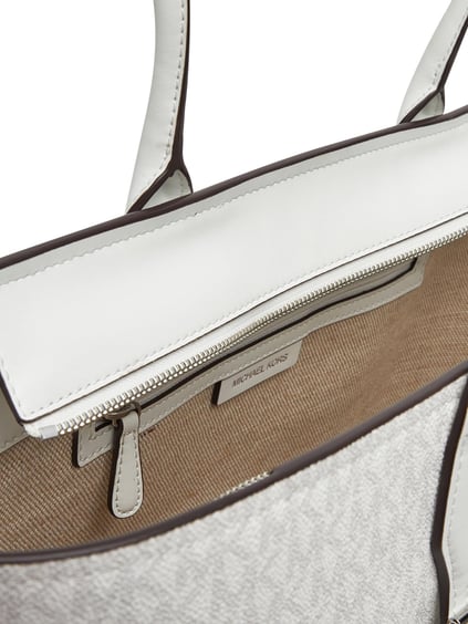 Michael Kors Michael Kors Kadın Geniş Fermuar Kapama Kemer Detay MK Yazılı Beyaz Omuz Çantası 30R5S9OT7V-OPTALLUM