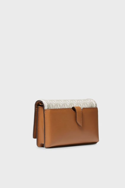 Michael Kors Michael Kors Kadın Metalik Kabartmalı Logo Desenli Kart Bölmeli Çıtçıt Kapamalı Fermuar Cepli %100 Deri Bej Omuz Çantası 32S1GT9C2B-VNLSFTPNK