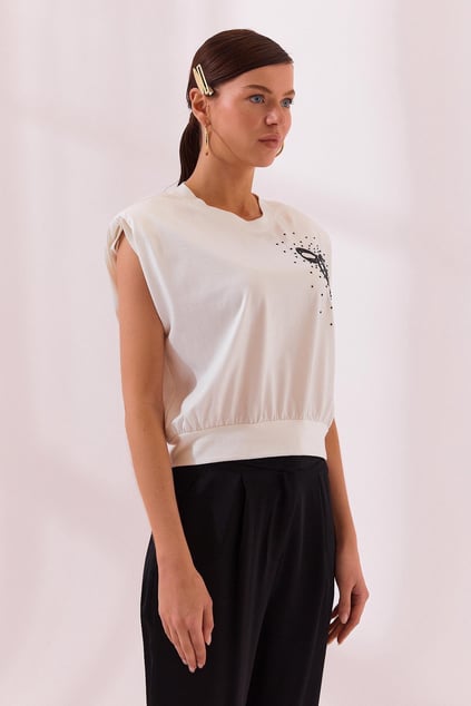 Naar Naar Kadın Regular Fit Yuvarlak Yaka %100 Pamuklu Beli Lastikli Kolsuz Ekru T-Shirt NAAR12334-EKRU