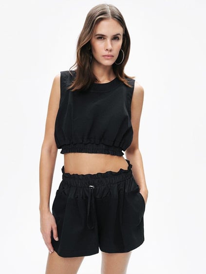 Nocturne Nocturne Kadın Kolsuz Crop Boy Büzgülü Bel Dokuma Kumaş Bisiklet Yaka Siyah Crop N25YN15192-SİYAH