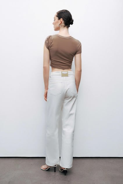 Nocturune Nocturune Kadın Yuvarlak Yaka Dar Kalıp Tek Omzu Açık Crop Kahverengi T-Shirt N25YN15201-KAHVE