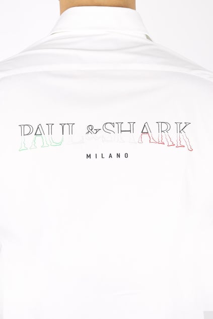 Paul Shark Paul Shark Erkek Normal Kalıp Bayrak Şeritli Göğsü Metalik Logolu Arkası Marka Yazı Baskılı Uzun Kollu Beyaz Gömlek 25413537-010