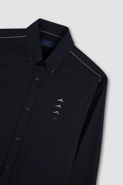 Paul Shark Paul Shark Erkek Omzu Şerit Çizgi Detaylı %100 Pamuklu Normal Kesim Göğsünde Yüzgeç Baskılı Uzun Kollu Siyah Gömlek 25413516-011