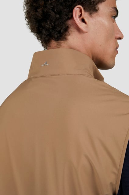 Paul Shark Paul Shark Erkek Regular Fit Dik Yaka Fermuarlı İç Cepli Kahverengi Yelek 25412621-627