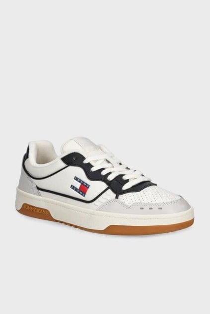 Tommy Hilfiger Tommy Hilfiger Erkek Bayrak Logolu %100 Deri Nefes Alabilir Üst Yüzeyli Beyaz Sneaker EM0EM01585-YBI