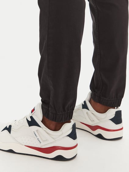 TOMMY HILFIGER Tommy Hilfiger Erkek Bel Bağlamalı Lastikli Paça Yüksek Bel Siyah Pantolon DM0DM20283-BDS