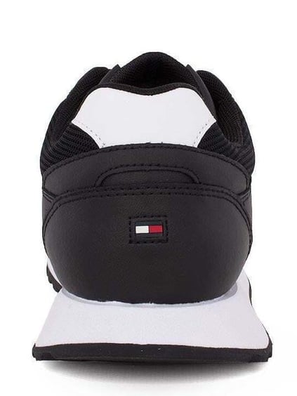 Tommy Hilfiger Tommy Hilfiger Erkek Deri Topukta Kontrast Logolu Nefes Alabilen Dış Yüzey Siyah Sneaker FM0FM05512-0GX