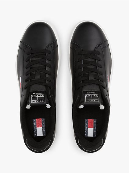 TOMMY HILFIGER Tommy Hilfiger Erkek Düşük Bilekli Logo Bayraklı Deri Siyah Sneaker EM0EM01596-BDS