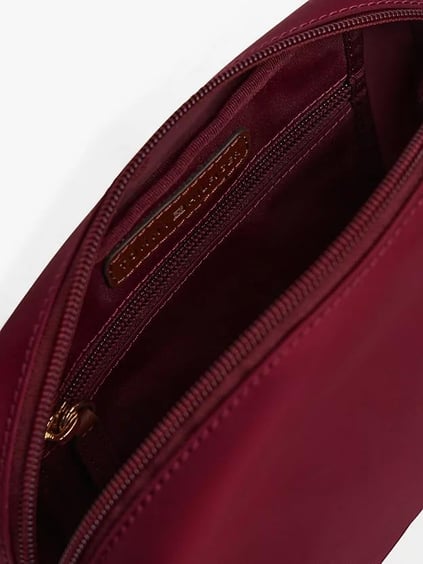 Tommy Hilfiger Tommy Hilfiger Kadın Ayarlanabilir Omuz Askılı TH Monogram Logolu Bordo Omuz Çantası AW0AW17704-VLP