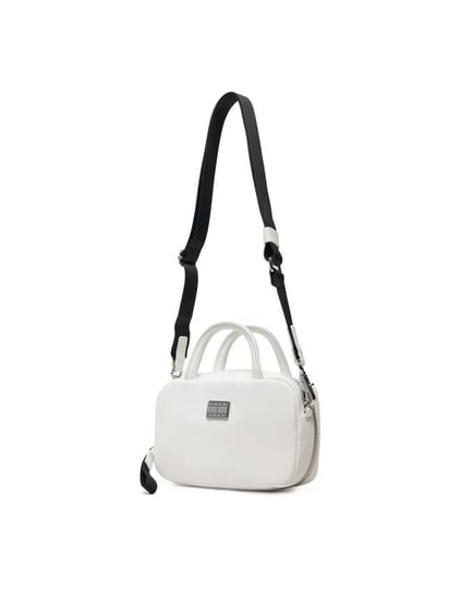 TOMMY HILFIGER Tommy Hilfiger Kadın Ayarlanabilir ve Çıkarılabilir Omuz Askılı İçi Fermuar Bölmeli Beyaz Omuz Çantası AW0AW17294-YBH