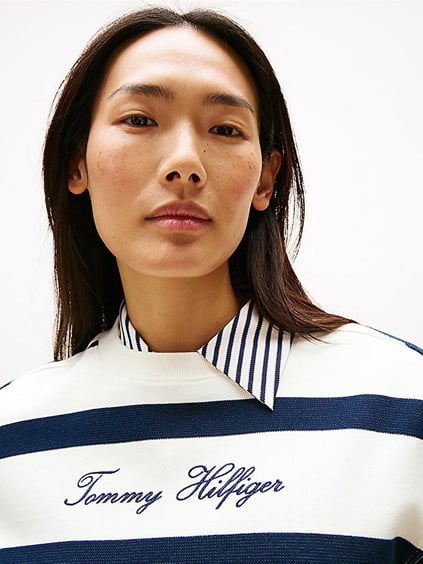 TOMMY HILFIGER Tommy Hilfiger Kadın Bisiklet Yaka Çizgili Uzun Kol Pamuklu Beyaz Sweatshirt WW0WW45743-0FG