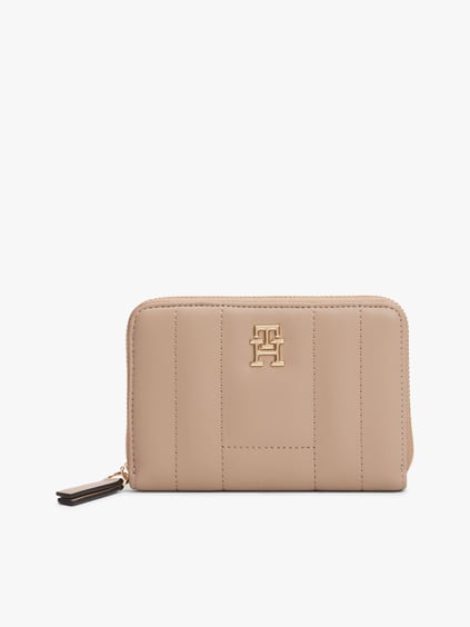 TOMMY HILFIGER Tommy Hilfiger Kadın Bozuk Para Bölmeli Fermuarlı TH Monogram Logolu Bej Cüzdan AW0AW17476-AFE