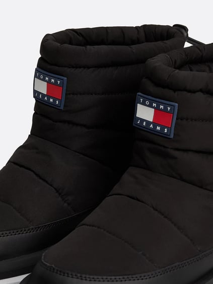 Tommy Hilfiger Tommy Hilfiger Kadın Büzgü Kapamalı Düz Tabanlı Isı Yalıtımlı Siyah Bot & Bootie EN0EN02725-BDS